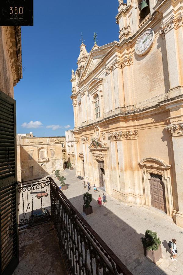 דירות Palazzo 16Th Century Mdina, Opposite St Paul'S Cathedral By 360 Estates מראה חיצוני תמונה