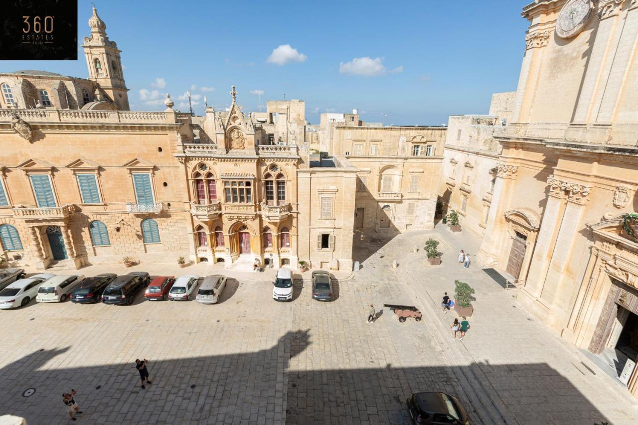 דירות Palazzo 16Th Century Mdina, Opposite St Paul'S Cathedral By 360 Estates מראה חיצוני תמונה